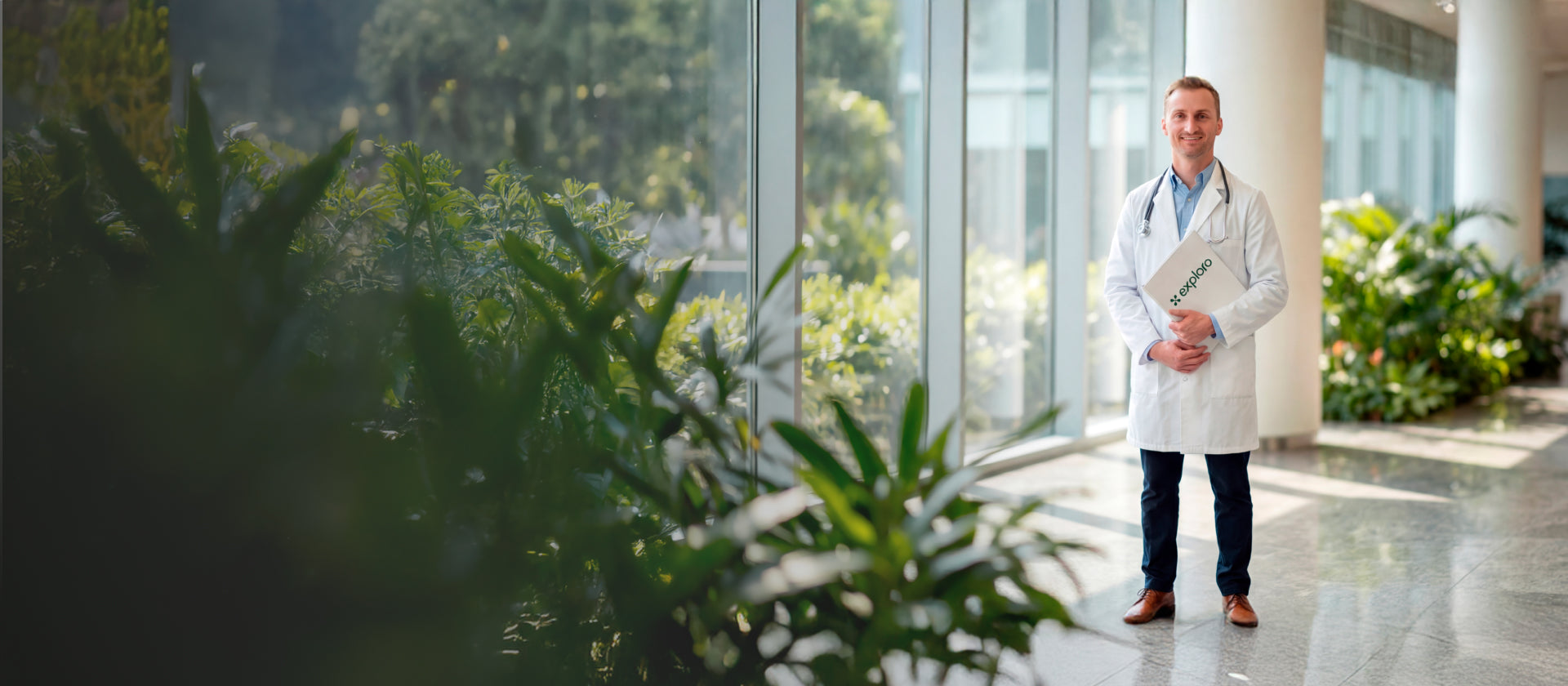 <p>Clarity starts</p><p>with the right guidance</p>